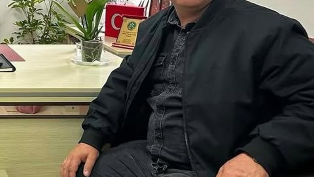 Muhtar evinin garajında ölü bulundu