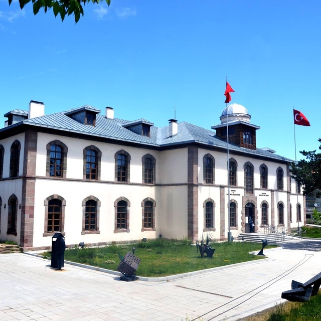 Eserler Ankara'da koruma altına alınacak
Erzurum resmi ve heykel müzesi dep...