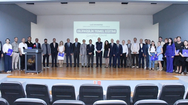 Bilirkişilik temel eğitimini tamamlayan 42 kursiyerlere sertifikaları verildi