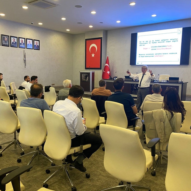KUTSO'da uluslararası pazarlara açılma ve müşteri bulma eğitimi
