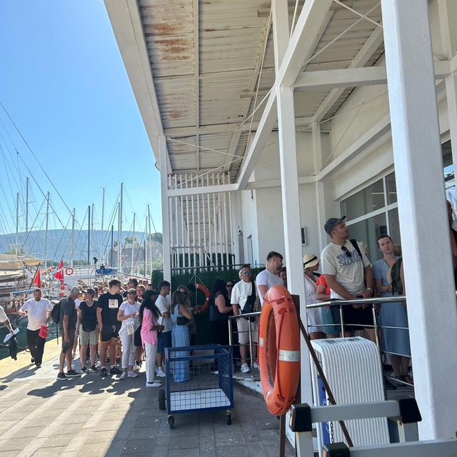 Bodrum limanı deniz hudut kapısında 24 saat kesintisiz hizmet