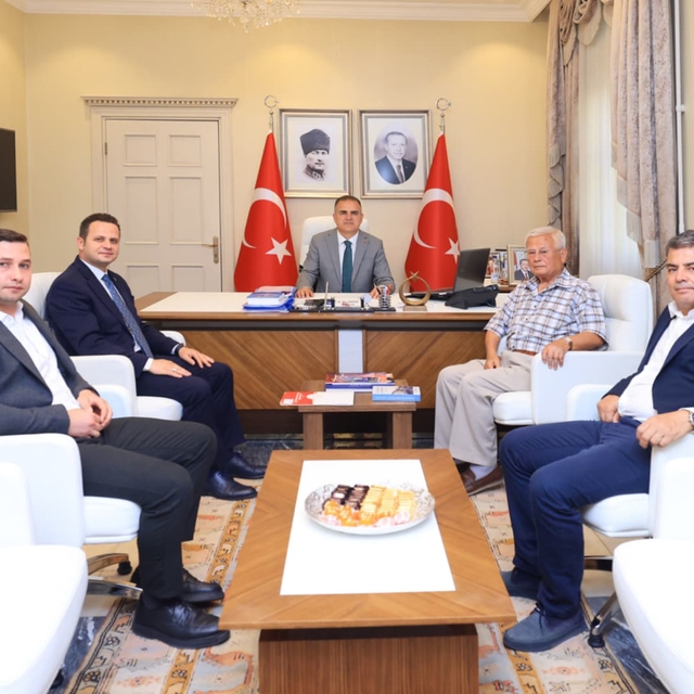Fethiyeli hayırseverden eğitime 500 milyon TL bağış