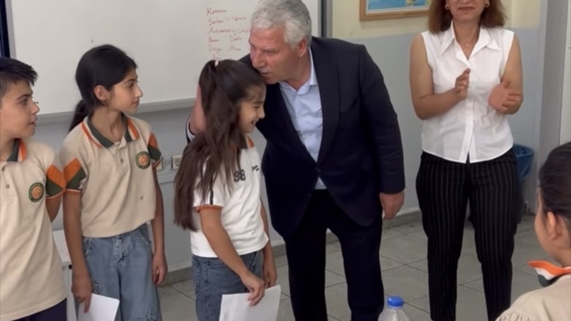 Başkan Karamehmetoğlu'ndan eğitime destek