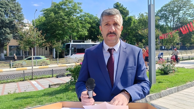 Edirne'de adalet hizmetlerinin emektarları unutulmadı
Ceza İnfaz Personeli Günü törenle kutlandı