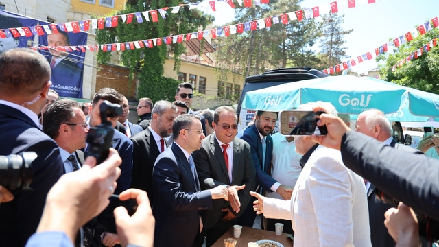 Bakan Gürlek'ten Mustafapaşa'ya doğalgaz, TOKİ ve turizm müjdesi
Gürlek: "Mustafapaşa'nın sorunları benim sorunumdur"