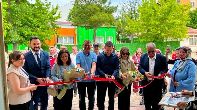 Yenice'de hayat boyu öğrenme coşkusu
Yıl sonu sergisi ve TSM konseri büyük beğeni topladı