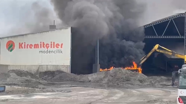 Edirne'de eylemin sürdüğü maden tesisinde yangın çıktı