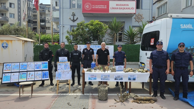 Polis bu kez mavi vatan için temizlik operasyonu yaptı
Denizden çıkanlar şaşırttı