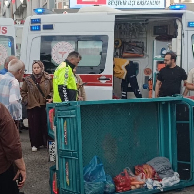 Beyşehir'deki iki ayrı kazada 4 kişi yaralandı