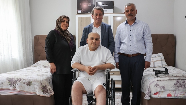Başkan Yetişkin'den Muhammet'e doğum günü hediyesi