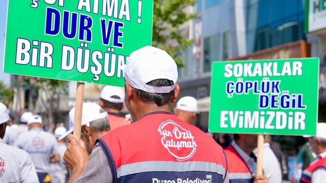 Temiz şehir Düzce'nin duyarlı çocukları
Atık pil yarışmasında dereceye girenlere ödül verildi