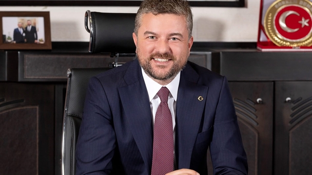 Buca Belediye Başkanı Görkem Duman tutuklandı
Eski başkan Erhan Kılıç ve eski ilçe başkanı da tutuklandı