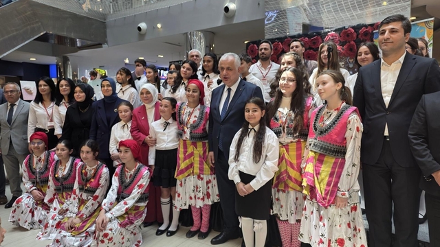 Kasım Aktaş ortaokulu'ndan yıl sonu sergisi