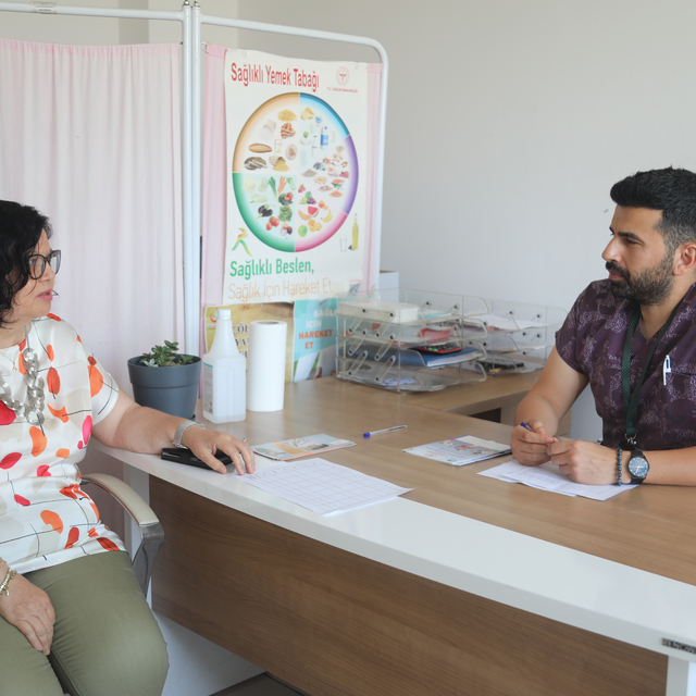 'Görevimiz sadece kilo verdirmek değildir, sağlıklı yaşamayı da öğretiyoruz...