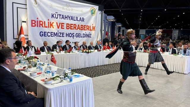 Ege Bölgesi Kütahyalılar Federasyonu'ndan Birlik ve Beraberlik Gecesi