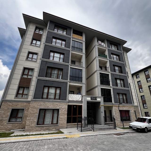 Annesiyle tartışan babasını bıçakladı