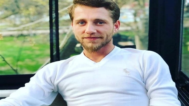 Kazada ölen motosiklet sürücüsü, 11 yıl sonra aynı kaderi paylaştığı ablasının yanında toprağa verildi