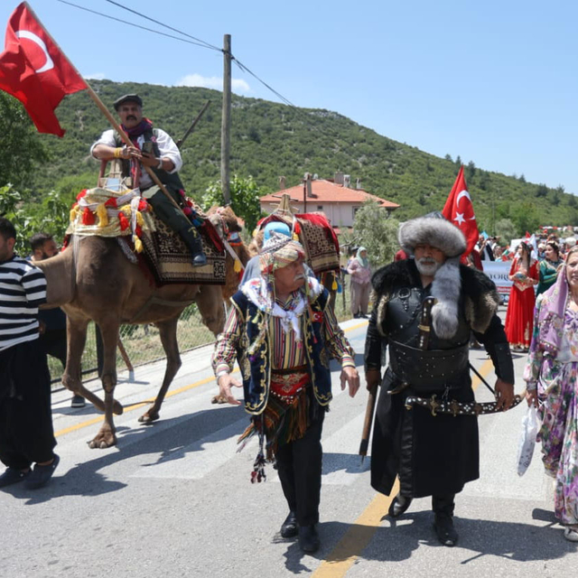 Muğla'da Yörük göçü canlandırıldı
