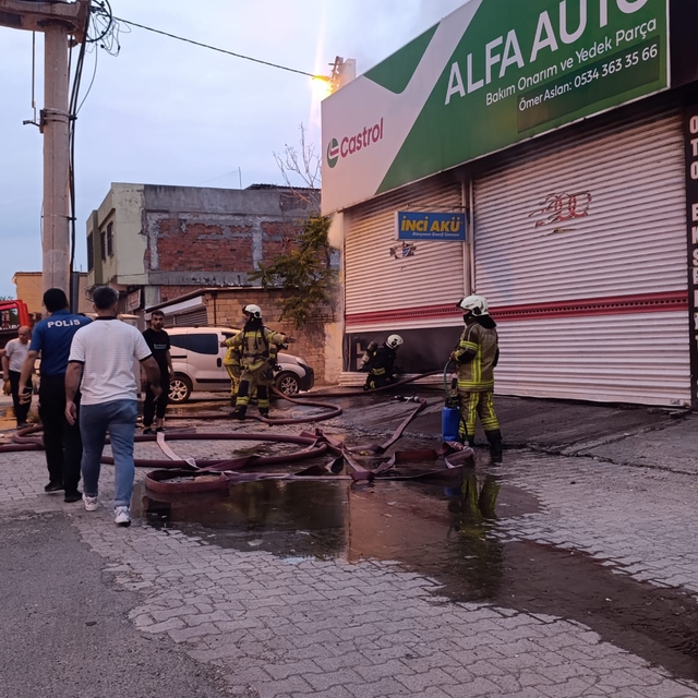 Diyarbakır'da iş yerinde çıkan yangın söndürüldü