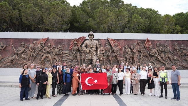 Denizli Büyükşehirden kırsaldaki kadınlara anlamlı Çanakkale yolculuğu
