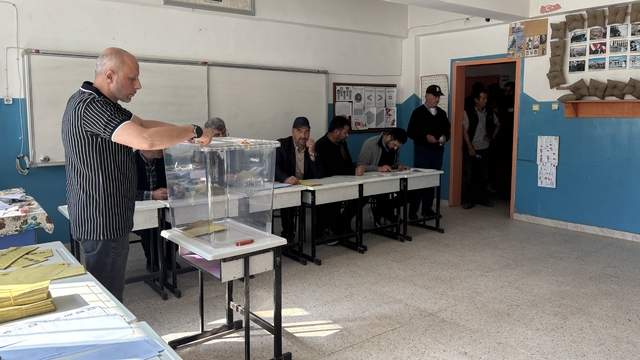 Tokat'ta 4 beldede 5 bin 682 seçmen sandık başında