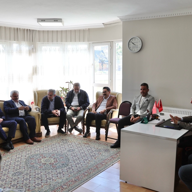 Başkan Çolakbayrakdar: "Yaz sezonunu hizmet seferberliğine dönüştüreceğiz"