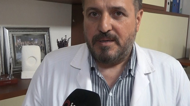 Prof. Dr. Gürdal Yılmaz: "Hanta virüsü yeni bir salgın değil"
"Bizde de eskiden beri hanta virüsü vardı ve tanı koyuyorduk. Ancak bizde görülen hanta virüsü, o gemide görülen türle aynı değil"