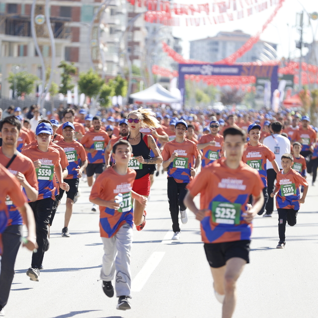 Malatya'da "Uluslararası Arslantepe Yarı Maratonu" başladı