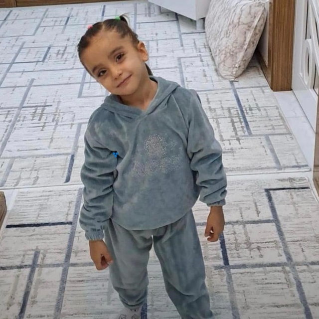 Ailesinin kayıp ihbarında bulunduğu Menesa, evlerinin bahçesindeki havuzda...