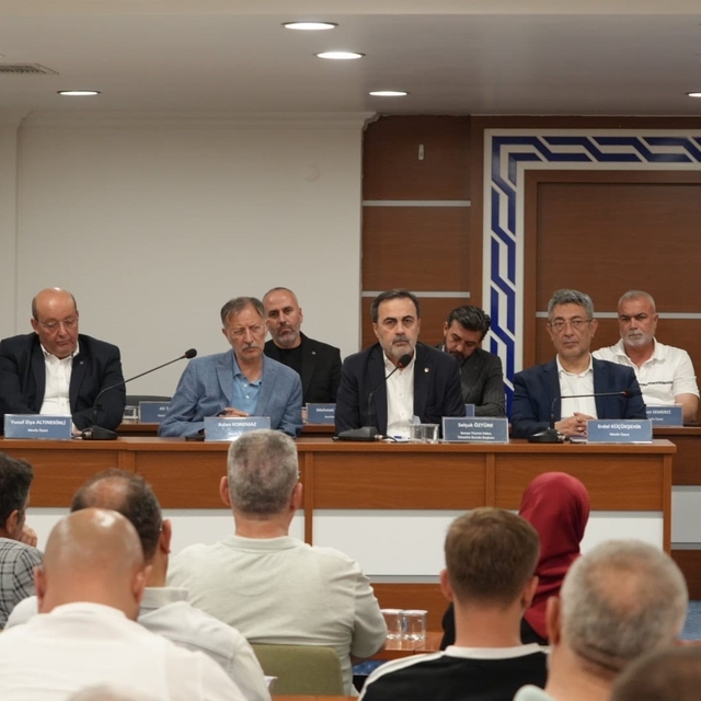 Başkan Öztürk: "Nitelikli işgücü sürdürülebilirliğin temelidir"