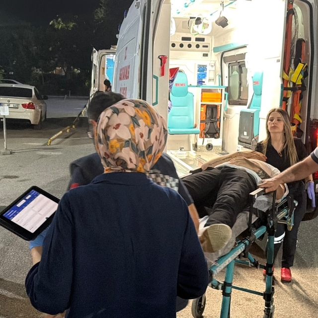 Kahta ilçesinde bıçaklı kavga: 1 yaralı