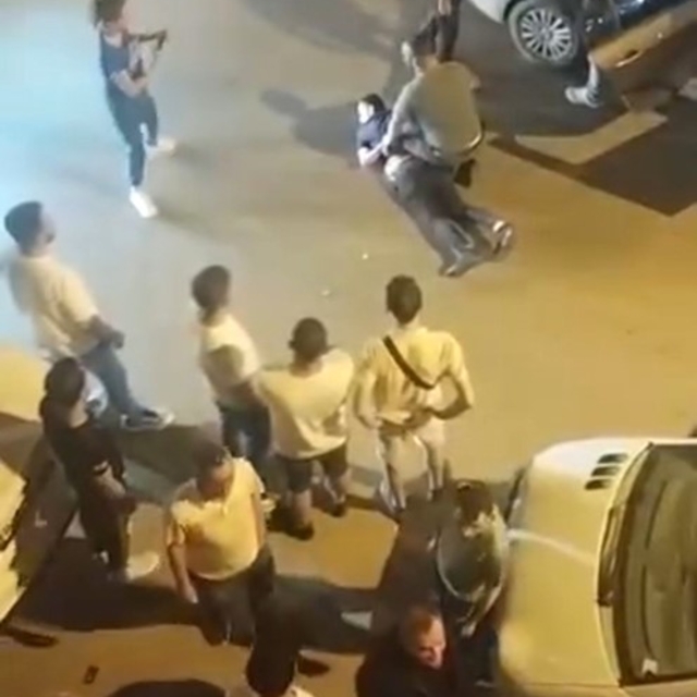 "Dur" ihtarına uymadı, polis ekiplerinin üzerine araç sürdü: 320 bin lira c...