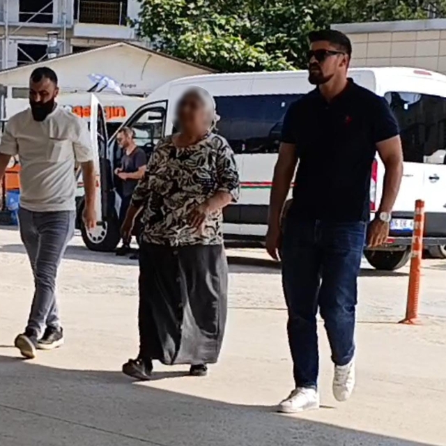 Uyuşturucu ticaretinden 10 yıl hapis cezası bulunan hükümlü yakalandı