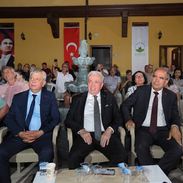 Nazım Hikmet'in dizeleri Şadırvanlı Han'da yankılandı