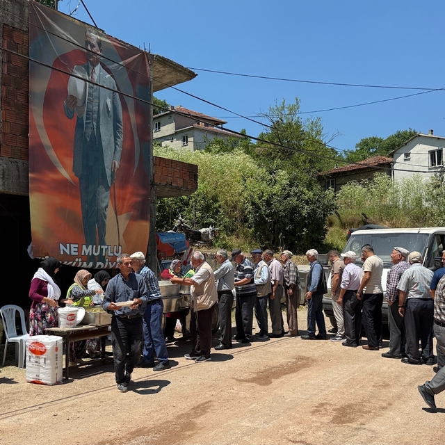 Söğütalan Köyünde hayır yemeği düzenlendi
