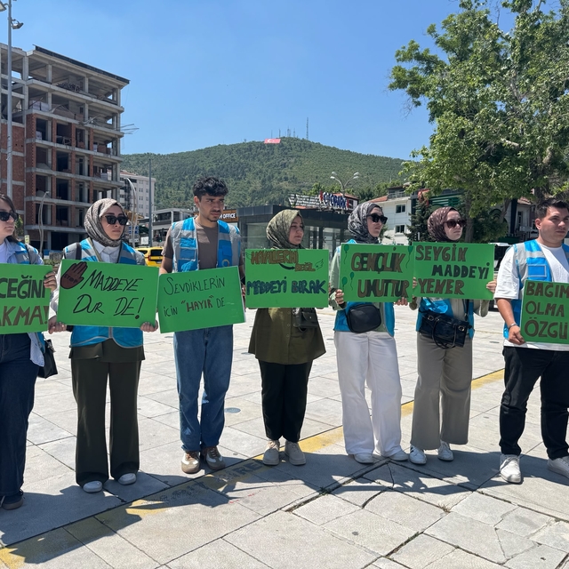 Afyonkarahisar'da "FlashMob" etkinliği düzenlendi