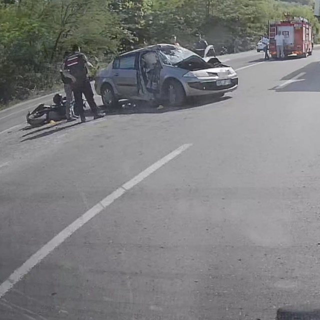 Zonguldak'ta otomobille çarpışan motosikletin sürücüsü hayatını kaybetti