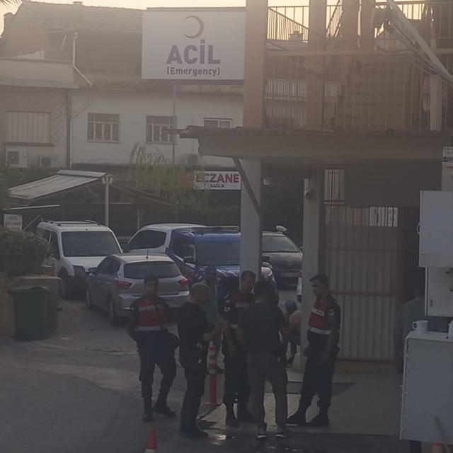 İzmir'de trafik kazası: 2 yaralı