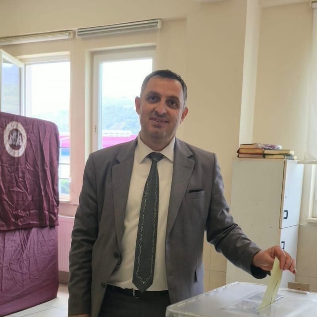 Ziya Kaya Mahallesi'nde muhtar Şaban İnce oldu