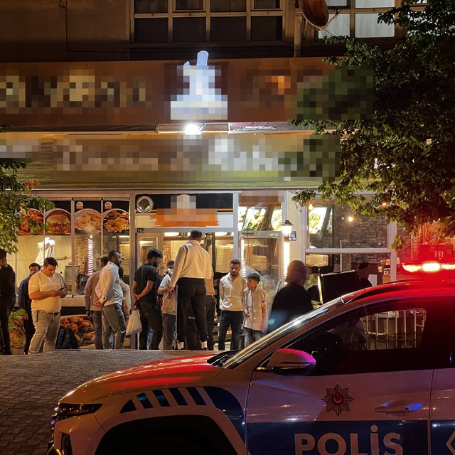 Restoranda döner bıçaklı kavga: 2 yaralı