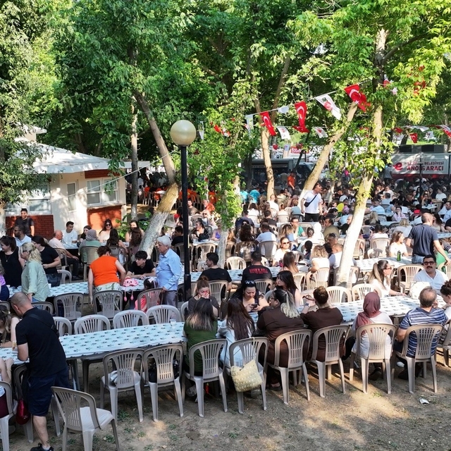 Başkan Yetişkin, personelle piknikte buluştu