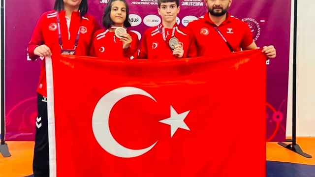 Siirtli milli güreşçiler Avrupa Şampiyonası'ndan 2 madalyayla döndü