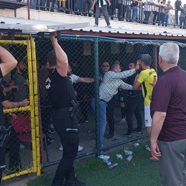 Şampiyonluk maçı sonrası kavga: 5 kırmızı kart çıktı