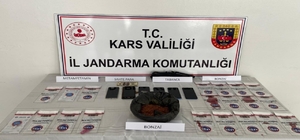 Kars'ta zehir tacirlerine darbe: 7 tutuklama, uyuşturucu ve sahte dolar ele...