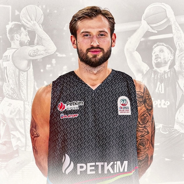 Aliağa Petkimspor, Erokspor'dan Thomas Akyazılı'yı kadrosuna kattı