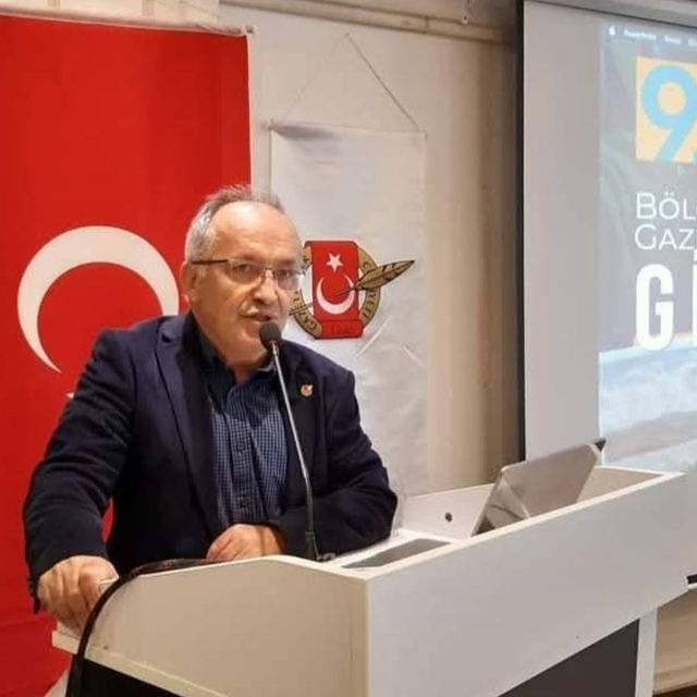 Giresun Gazeteciler Derneği'nde Bekir Bayram güven tazeledi
