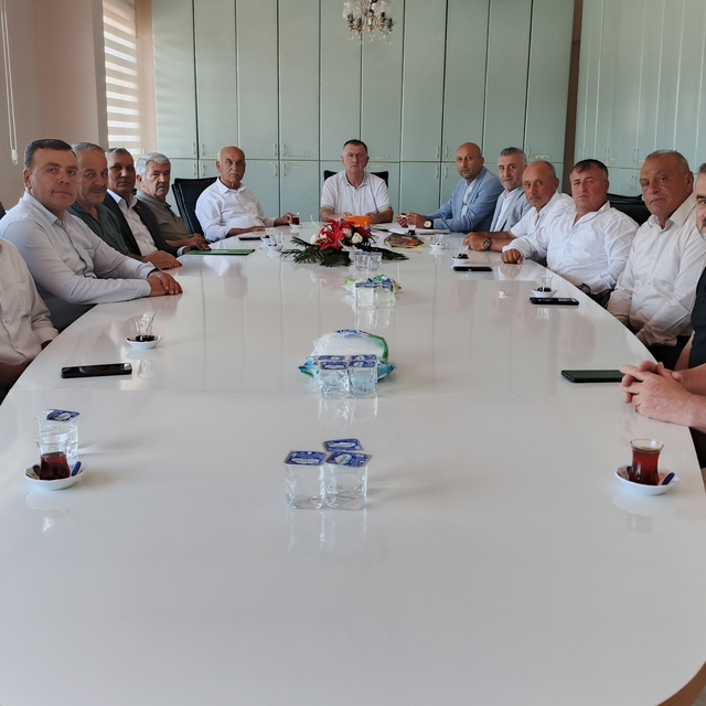 Bafra'da ziraat odası başkanlarından buğday ve arpa fiyatı açıklaması