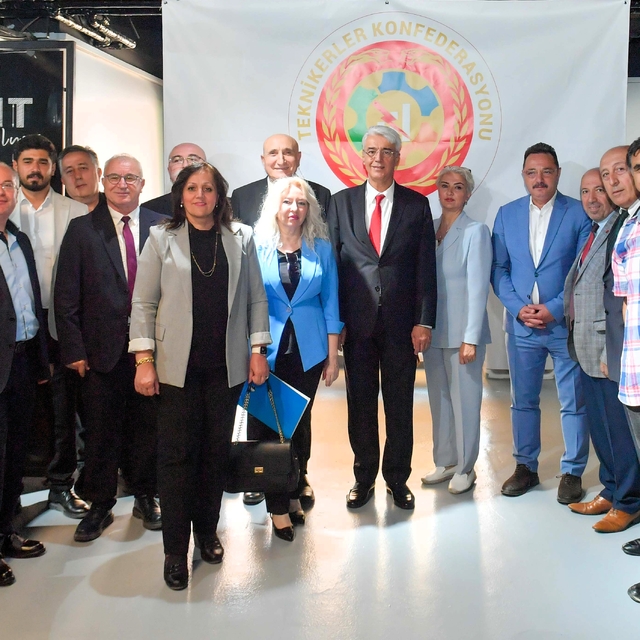 Teknikerler Konfederasyonundan "meslek odası" kurulması talebi