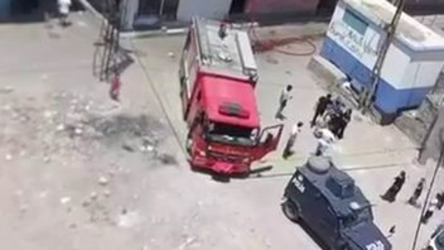 Diyarbakır'da korkutan yangın: Ev kül oldu