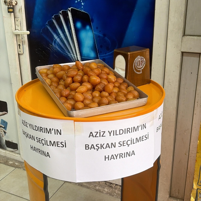 Osmaniye'de Aziz Yıldırım'ın başkanlığına lokmalı kutlama